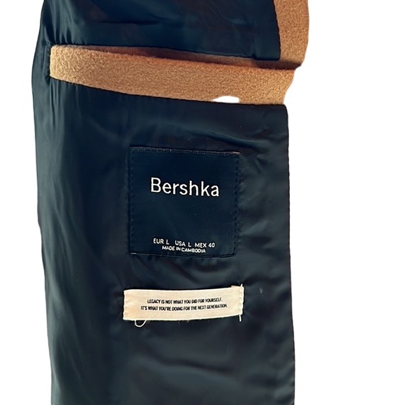 〰️ Bershka Men’s wool trench coat in camel 〰️🐪 - Picture 4 of 7